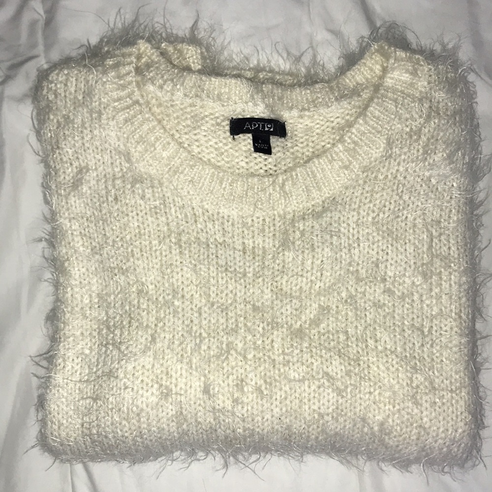 APT 9 Sweater